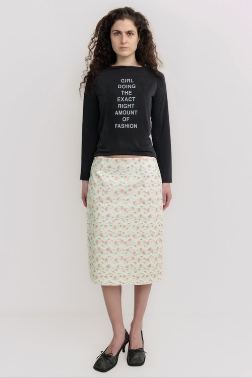 'GIRL DOING THE EXACT RIGHT AMOUNT OF FASHION' TOP