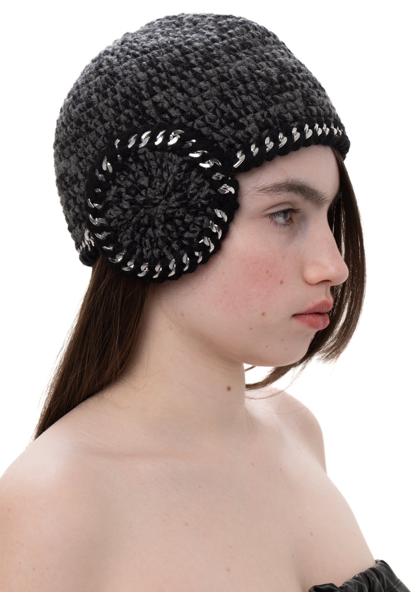 CROCHET METAL CHAIN CAP