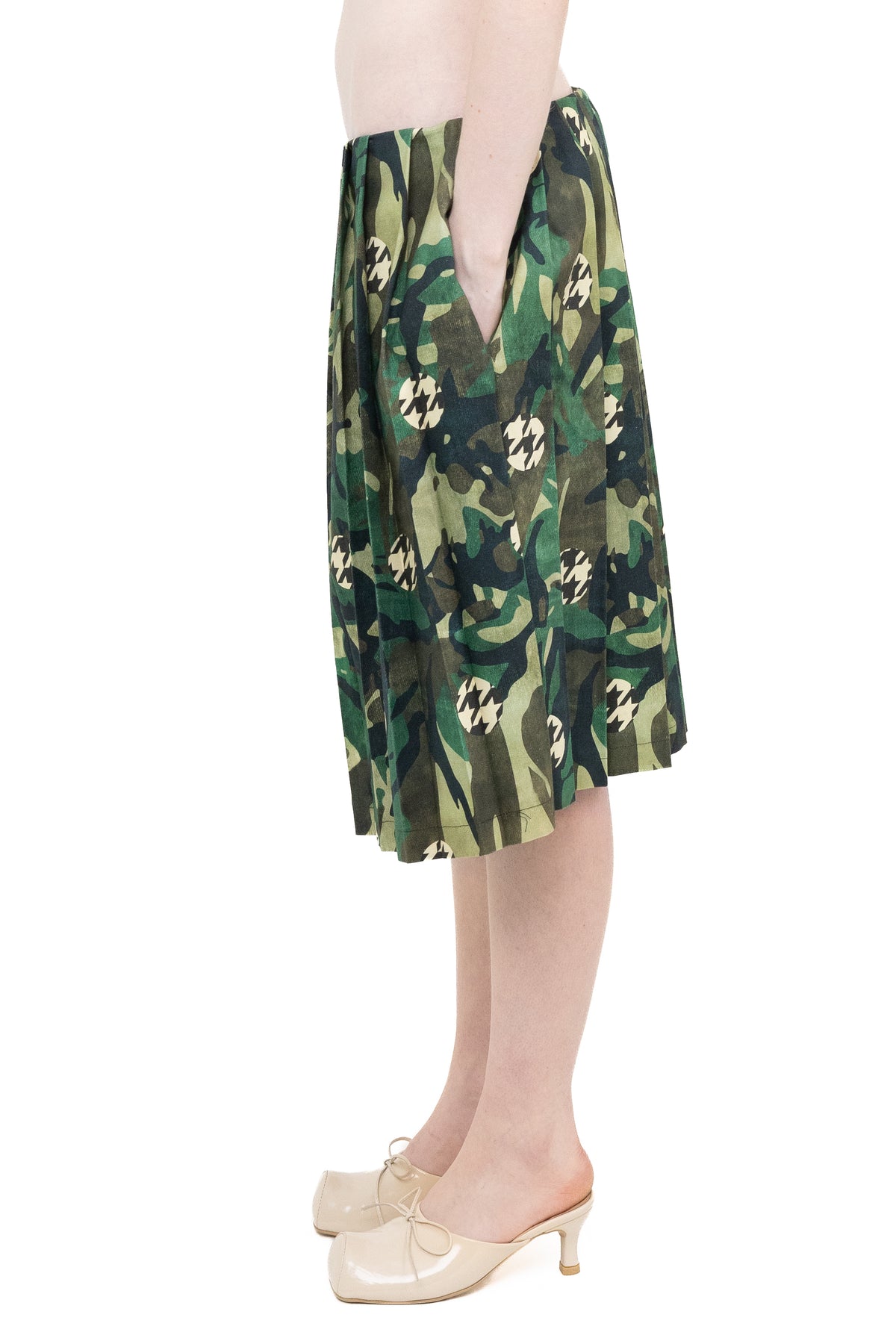 PLEATED CAMO SKIRT