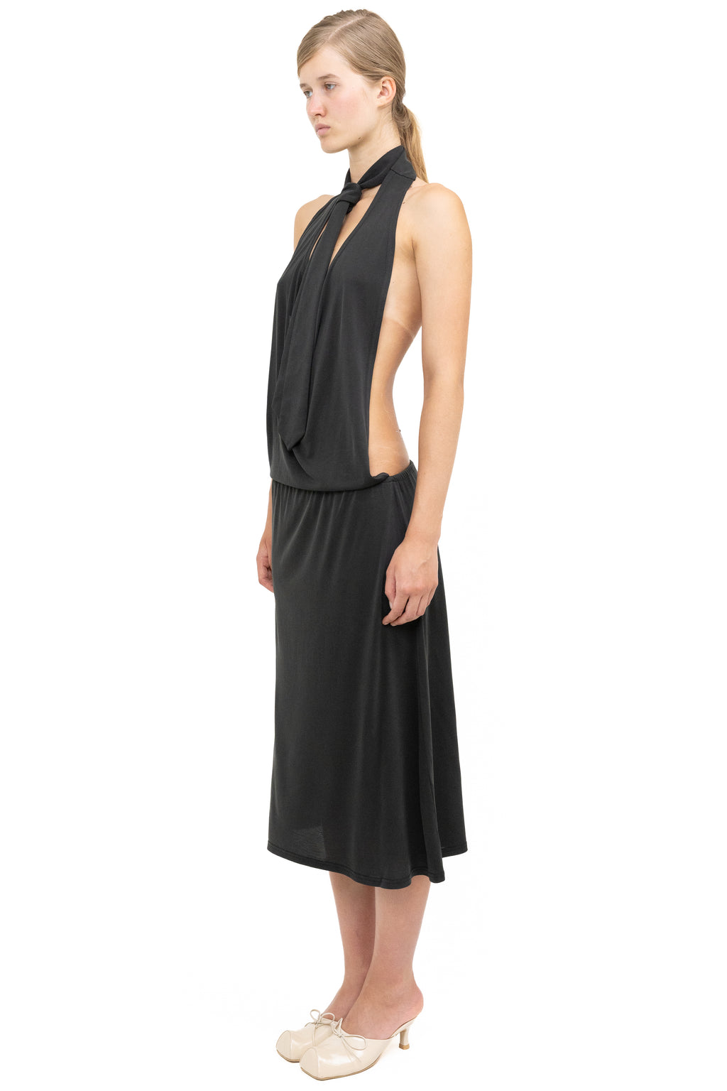 BACKLESS TIE DRESS
