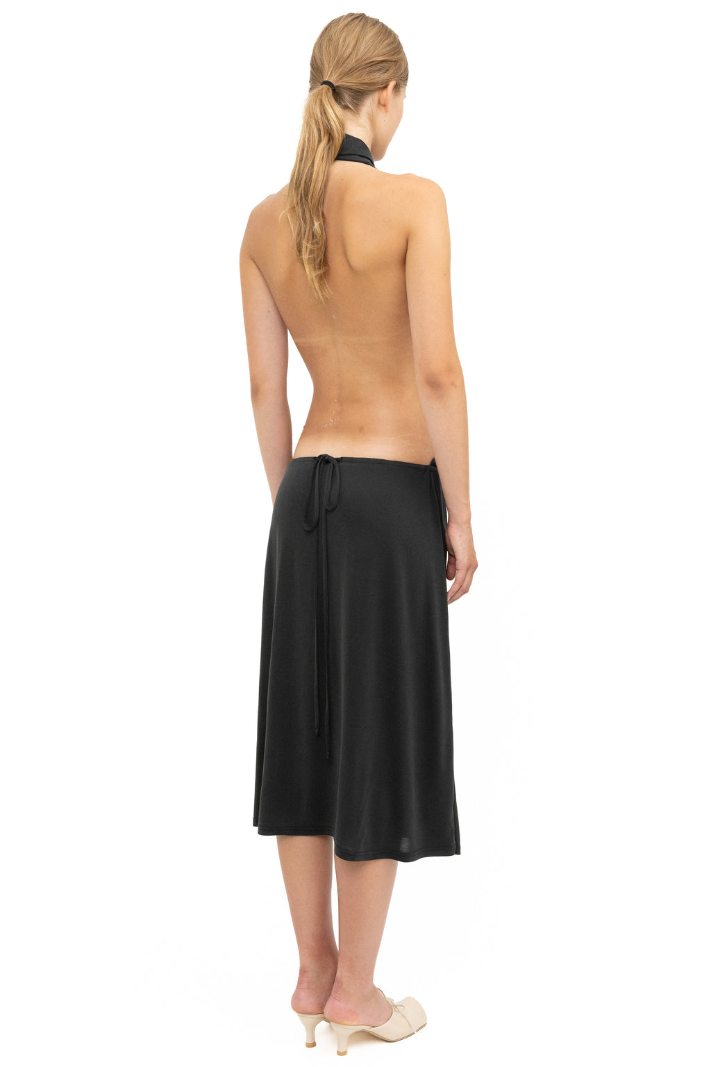 BACKLESS TIE DRESS